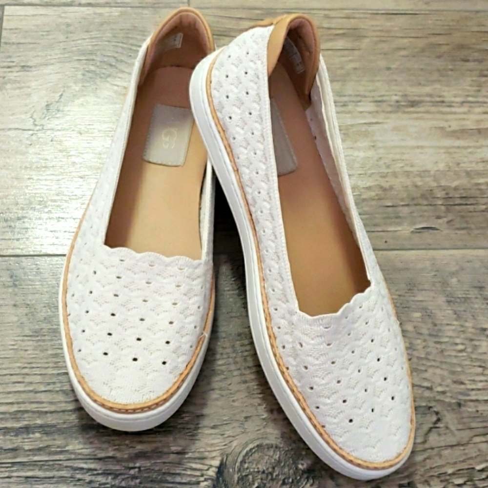 UGG TAMMY  Off-white And Tan  Women's Slip-On Shoes Size 7